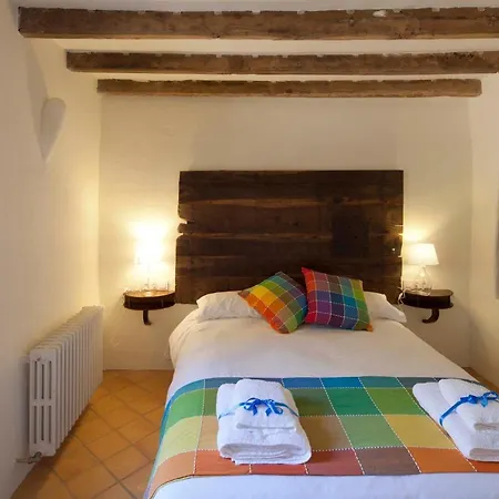 La Rectoria De Sant Miquel De Pineda Frühstückspension